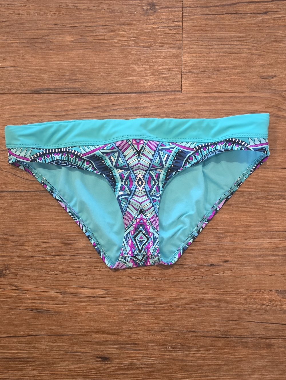 Title Nine Women’s Aqua Geometric Swim Bottom ~ L